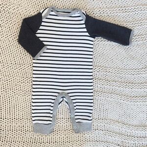 Cloud Island Unisex Baby Stripped 100% Cotton Onesie Size 0-3 Months